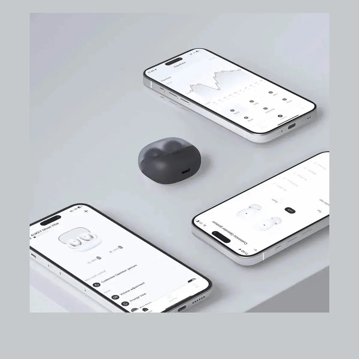 Cuffie Bluetooth AUKEY grigio, con custodia, tre smartphone aperti mostrano l’app di controllo audio.