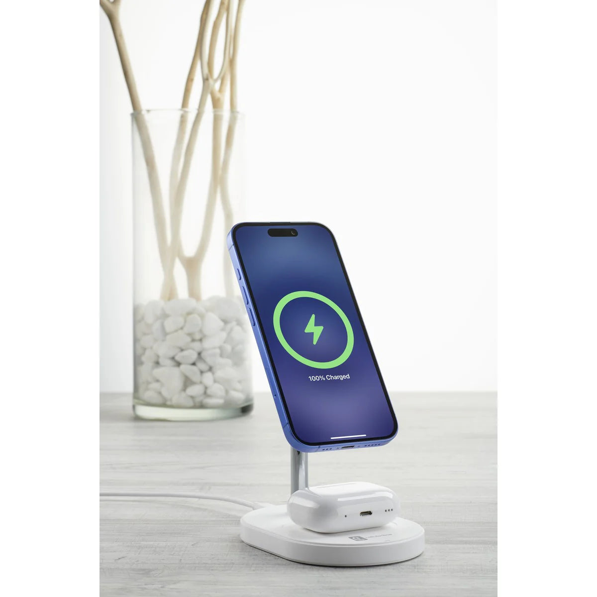 Station di ricarica wireless Mag con tecnologia Qi2